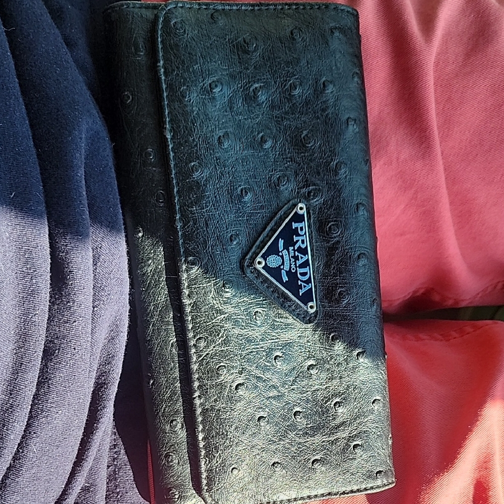 Prada Textured Black Ostrich Wallwt With Change Zipper On Back
